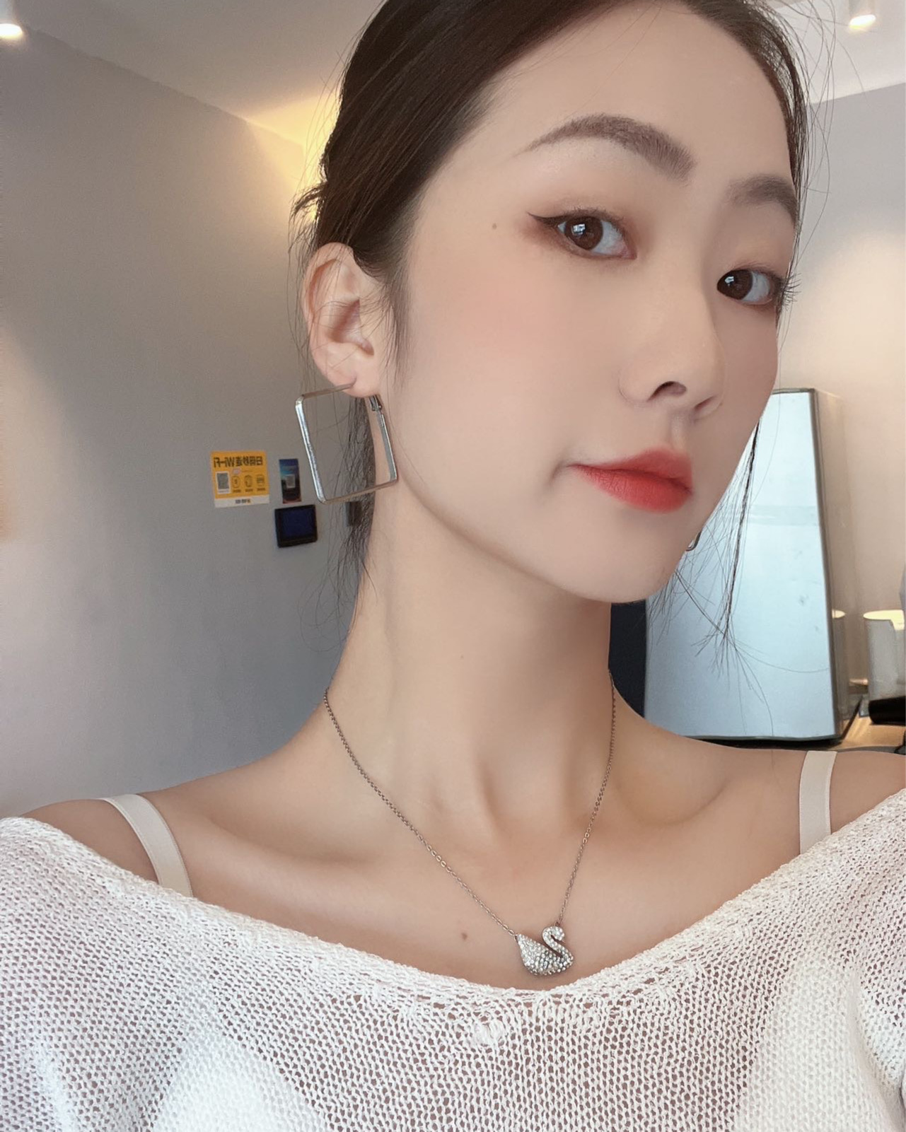 庾小姐