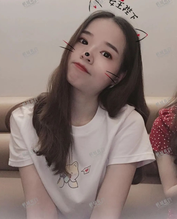 汤小姐