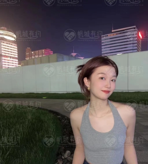 贺小姐