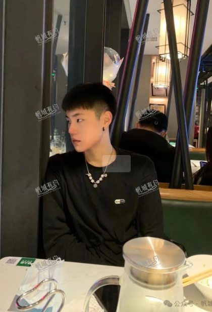 李先生