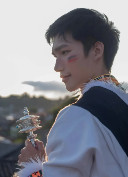 李先生