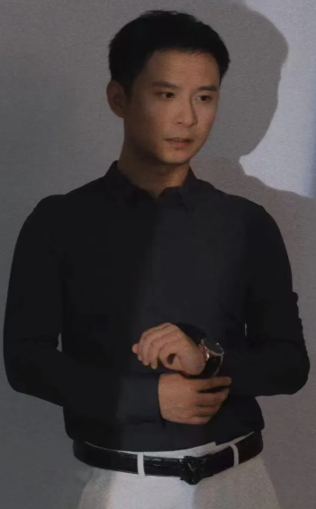 龙先生