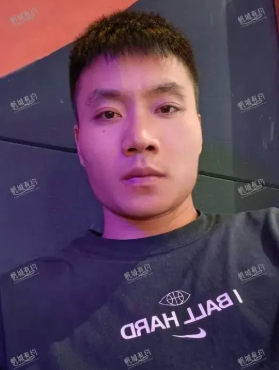 李先生