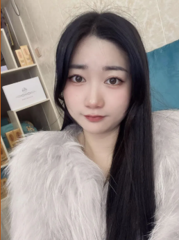罗女士
