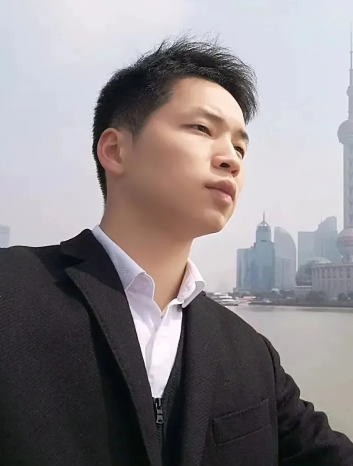 李先生