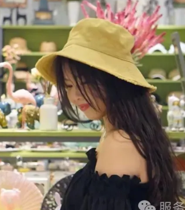 朱女士