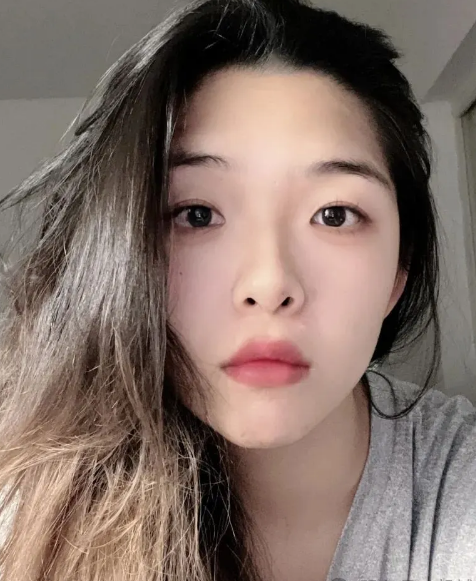 黄女士