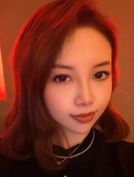 夏女士