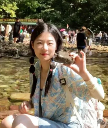 吴女士