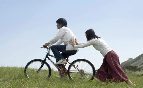 婚恋网站相亲靠谱吗？帆城有约：线上效率与线下安全的辩证